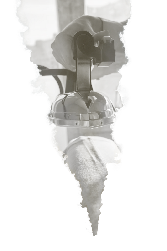 Professional Metalnova iron wrapped in steam